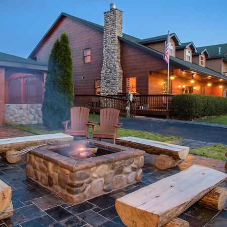 Berry Springs Lodge Sevierville Exterior foto