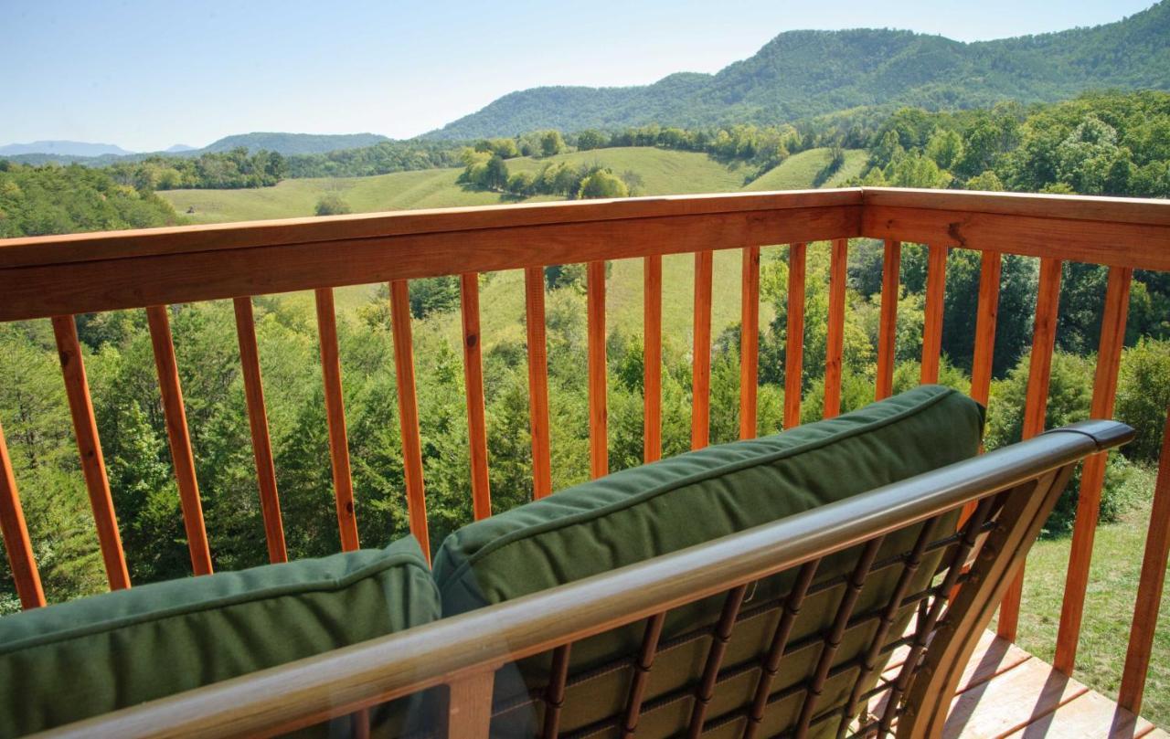 Berry Springs Lodge Sevierville Exterior foto